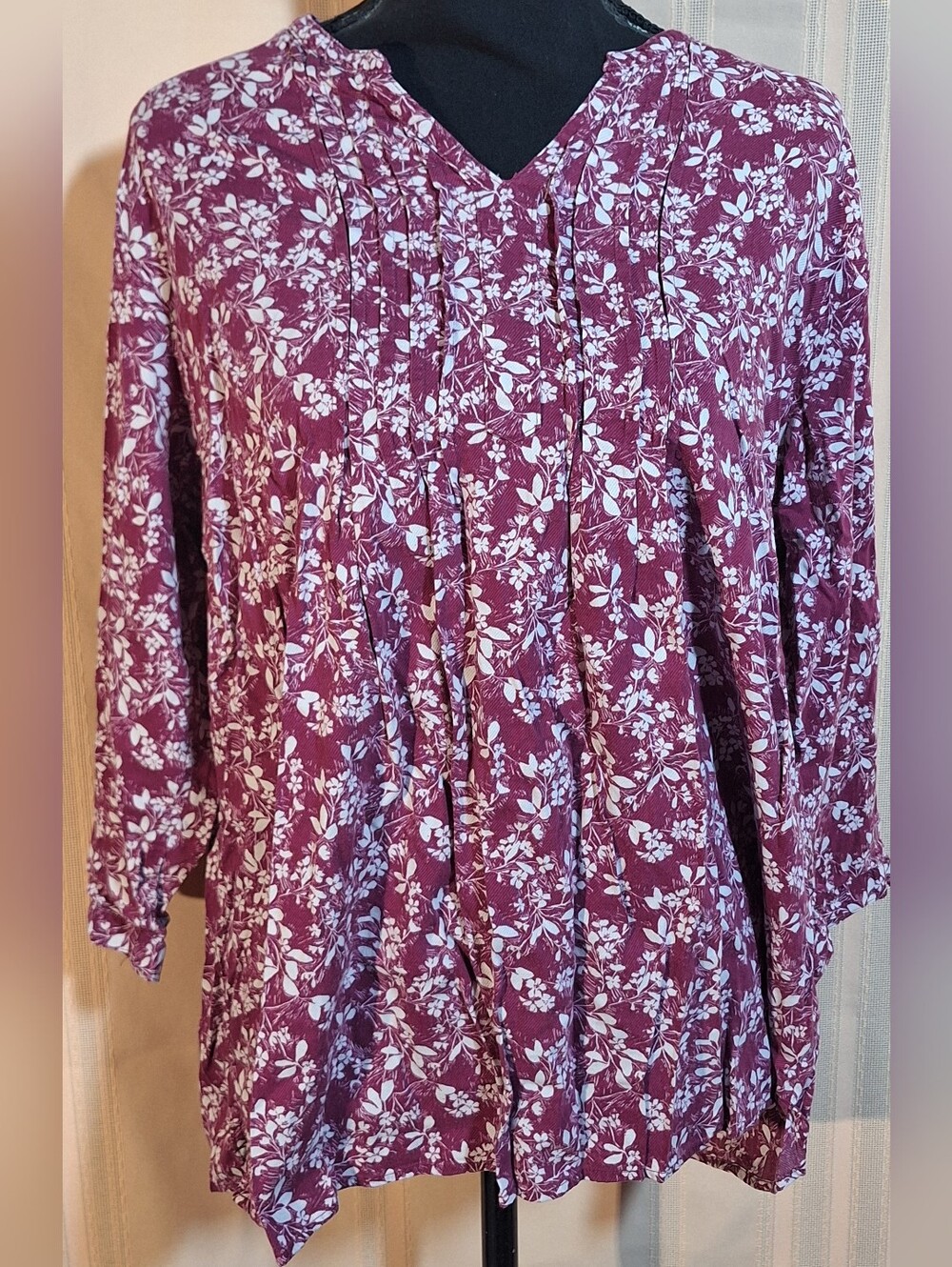 L.L. BEAN Plum Floral Pintuck V-Neck Blouse